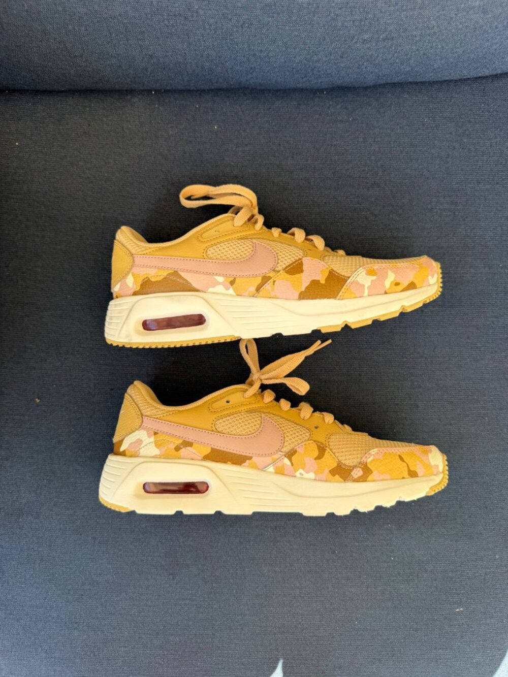 Nike Air Max SC Sesame Pink Camo — Women's Size 8.5 / EUR 40